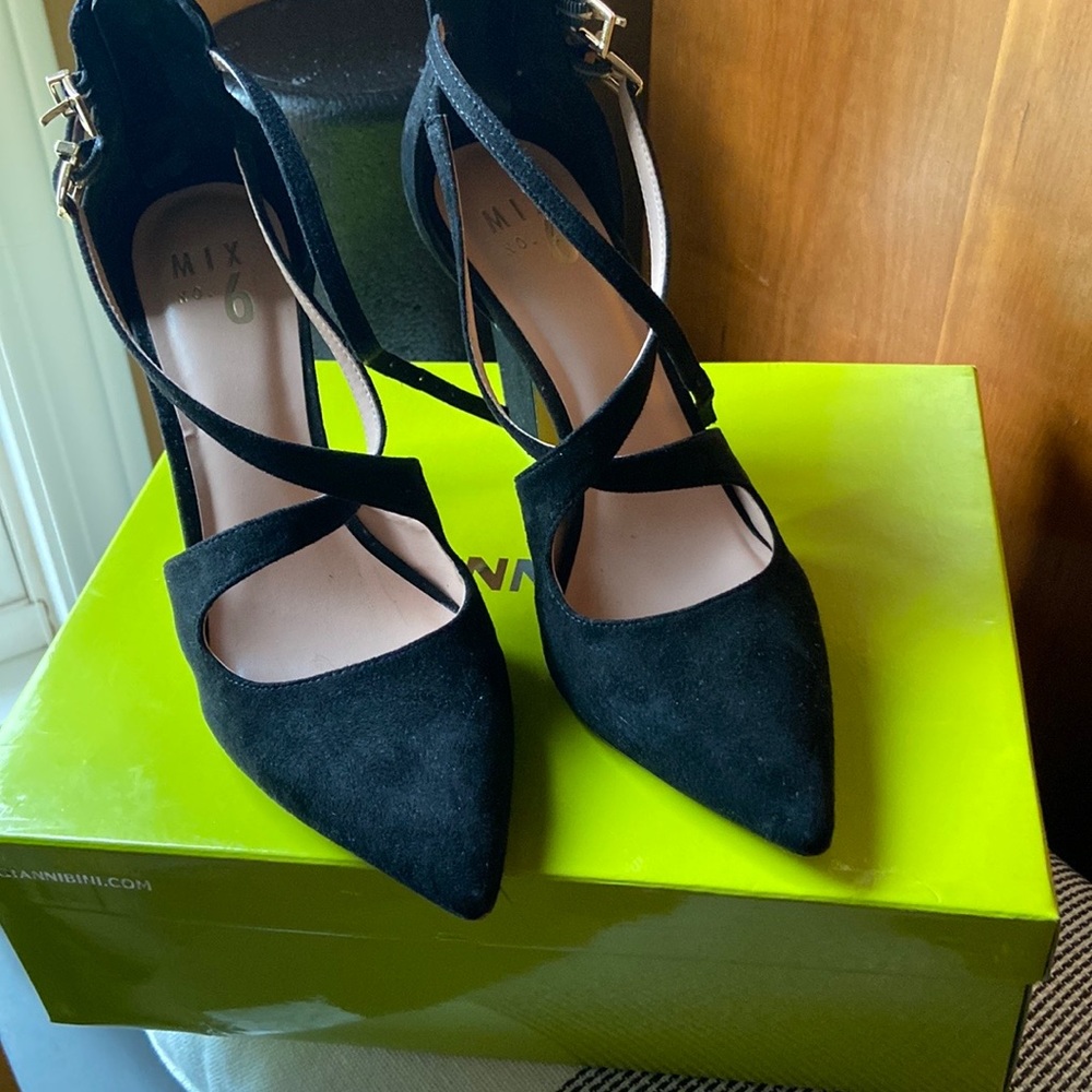 Mix Number 6 black suede heel